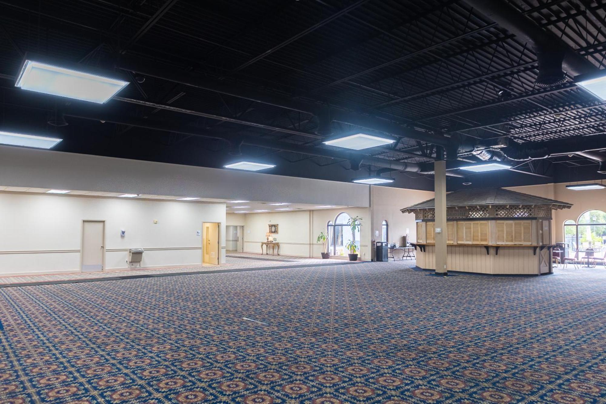 Cottonwood Suites Savannah Hotel & Conference Center Пуулър Екстериор снимка